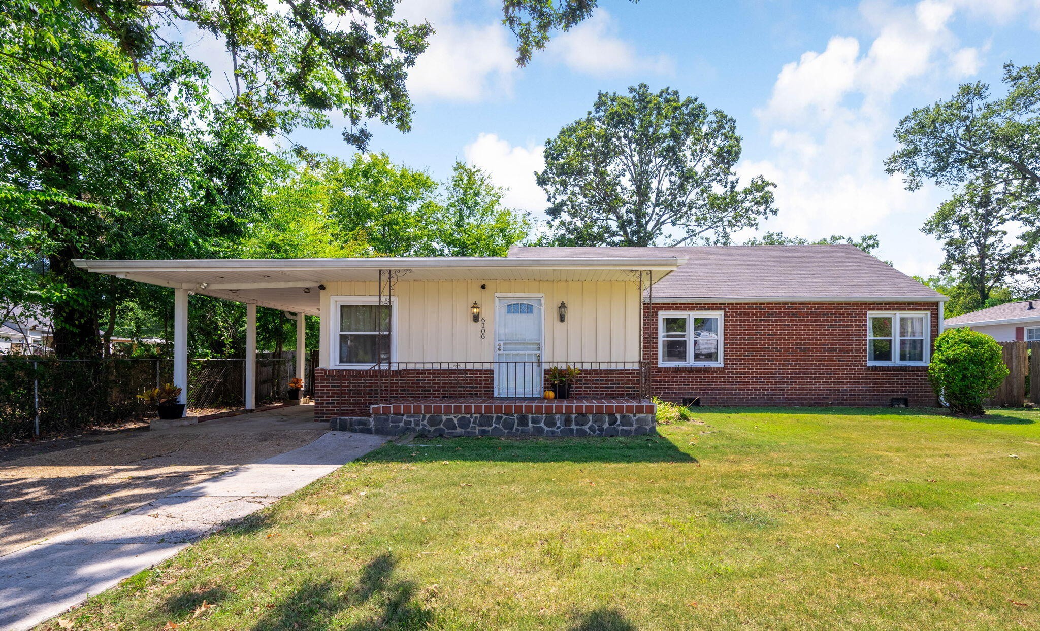 6106 Marietta Avenue Property Photo 1
