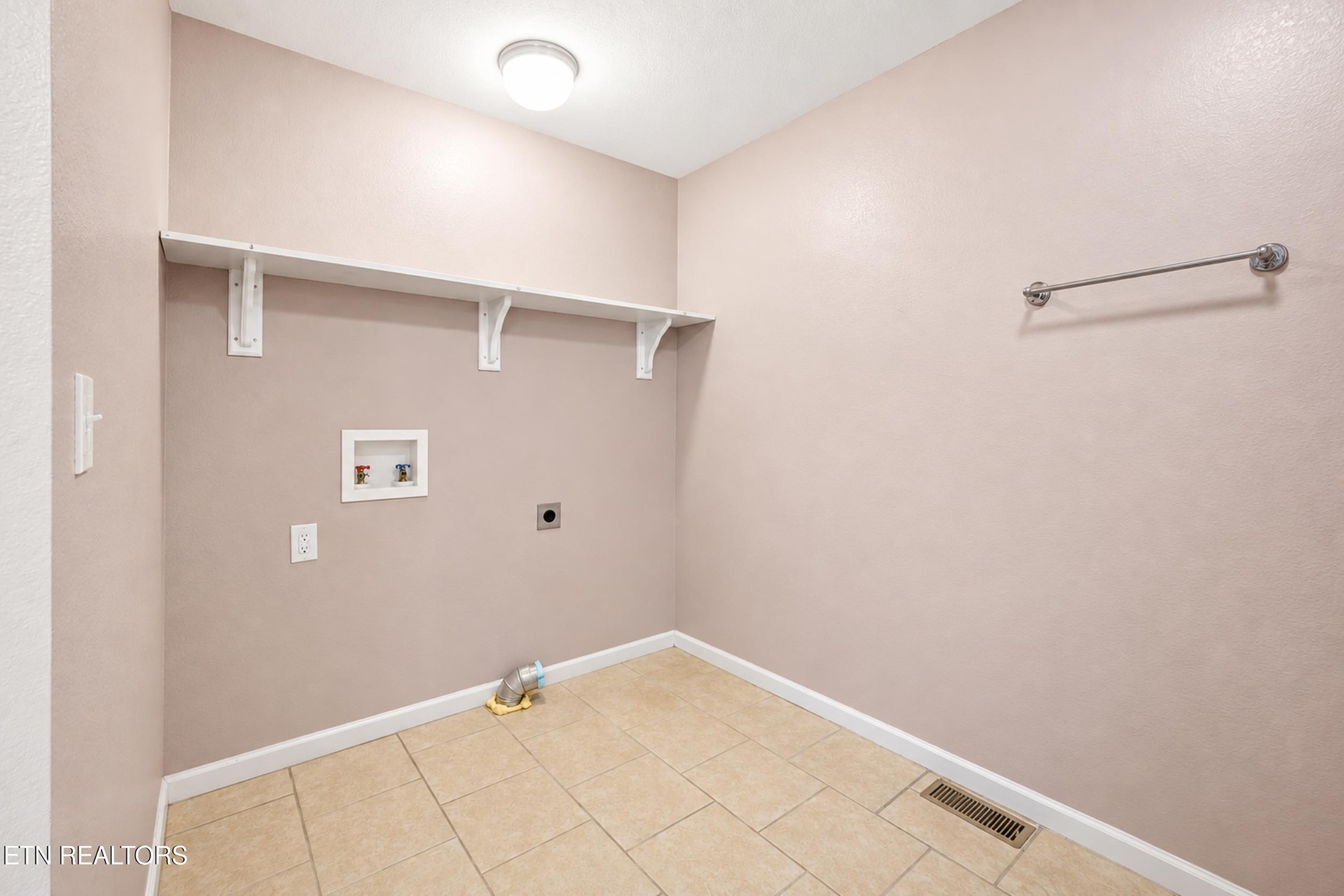 126 Andrea Lane Property Photo 14