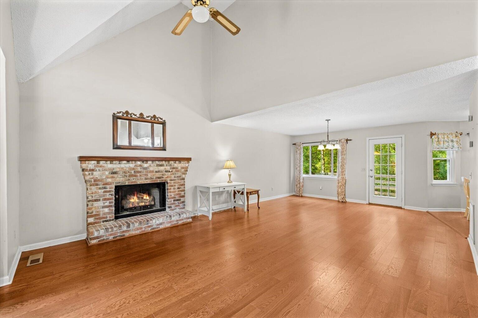 231 Fox Run Circle, S Property Photo 8