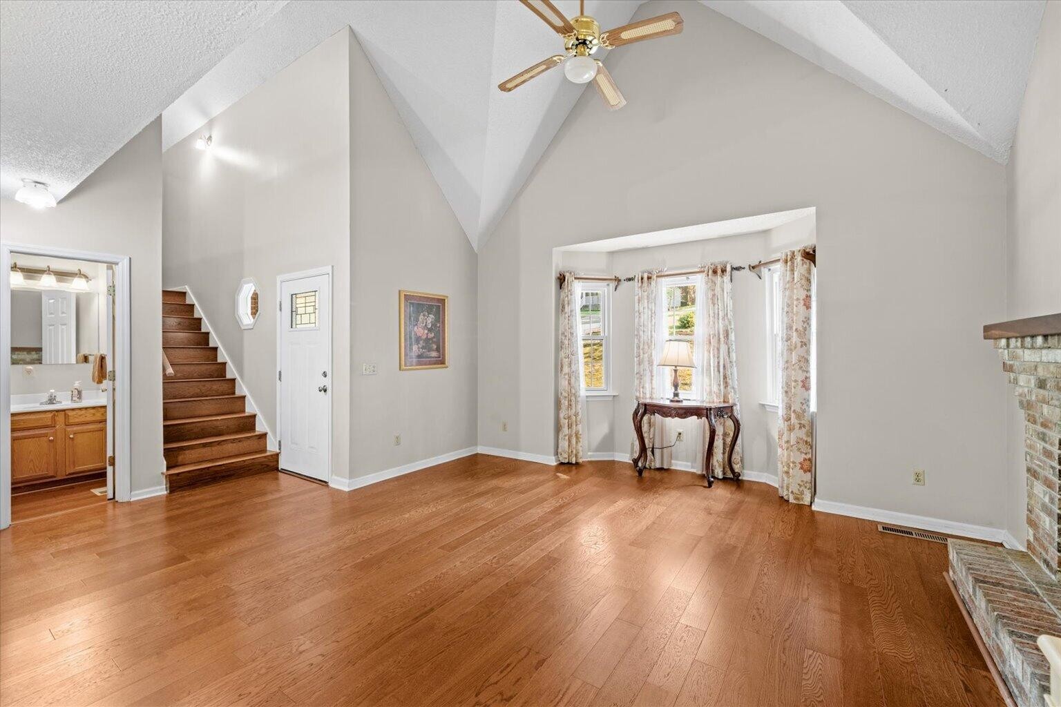 231 Fox Run Circle, S Property Photo 10