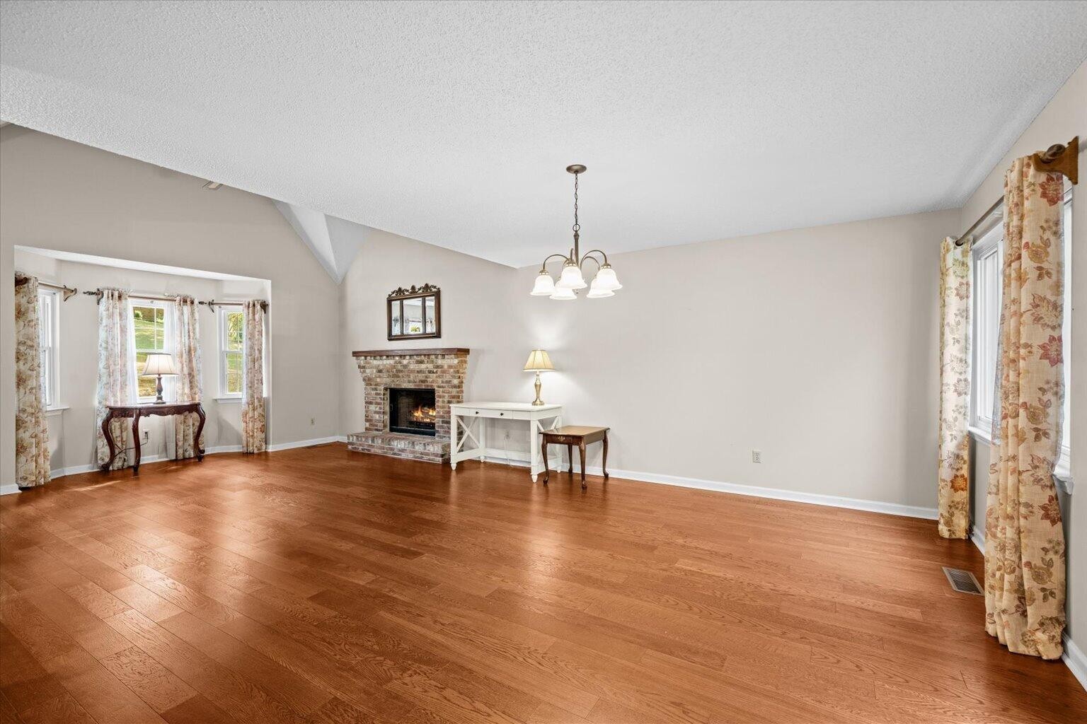 231 Fox Run Circle, S Property Photo 12