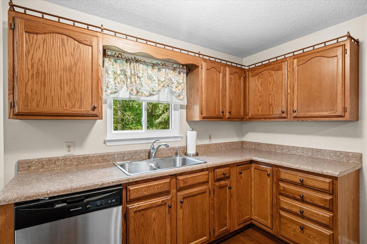 231 Fox Run Circle, S Property Photo 21