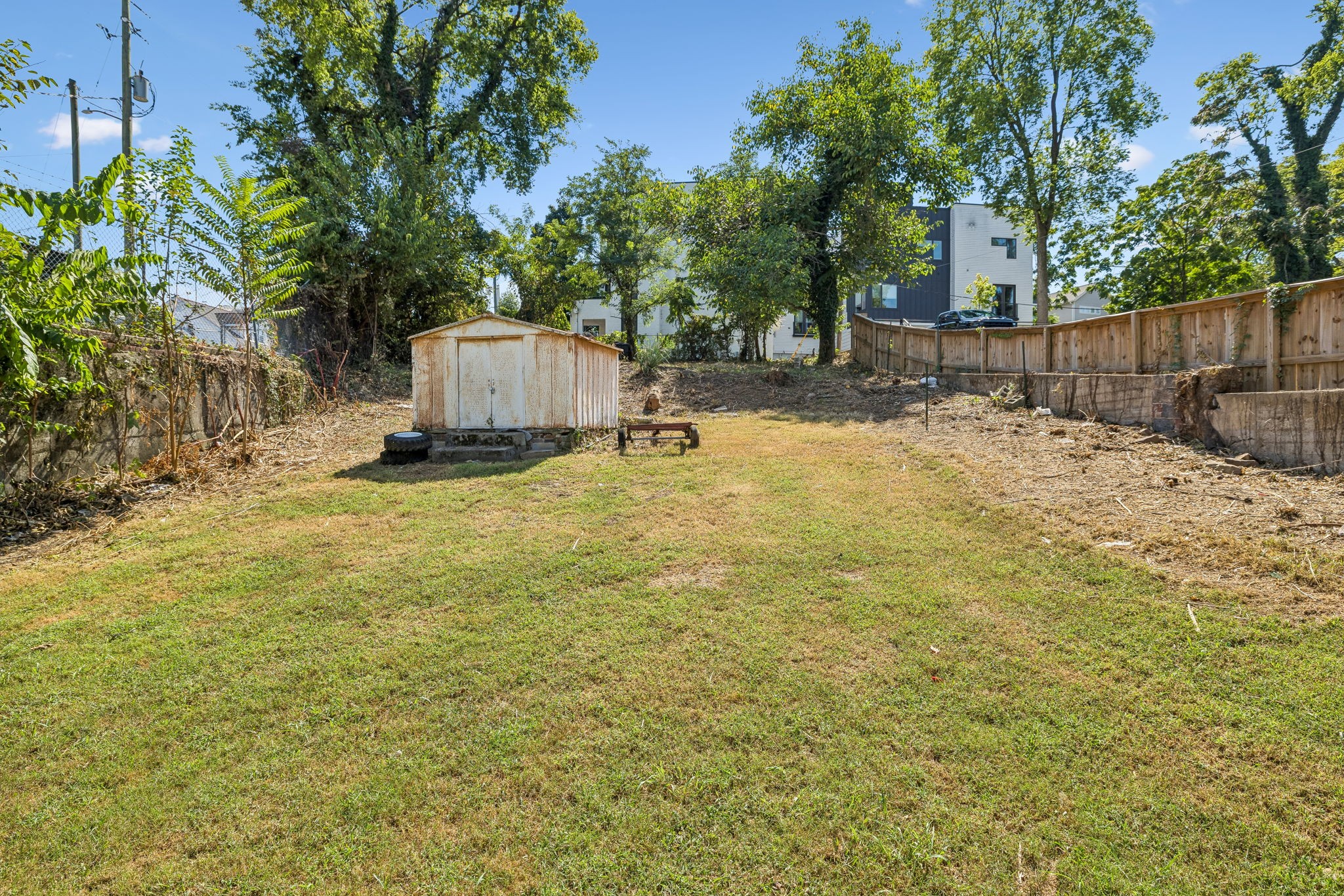 817 Acklen Ave Property Photo 5