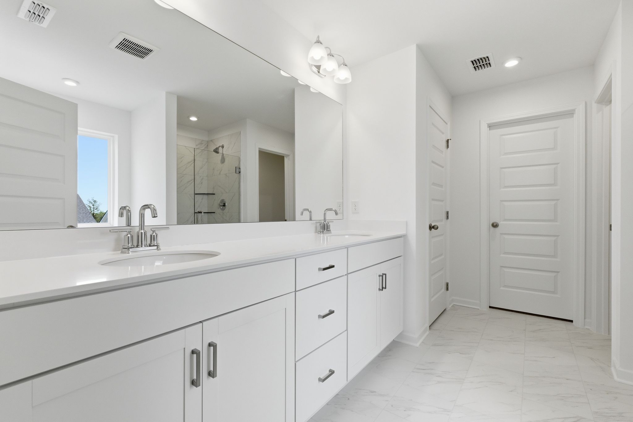 2295 Wallace Way Property Photo 19