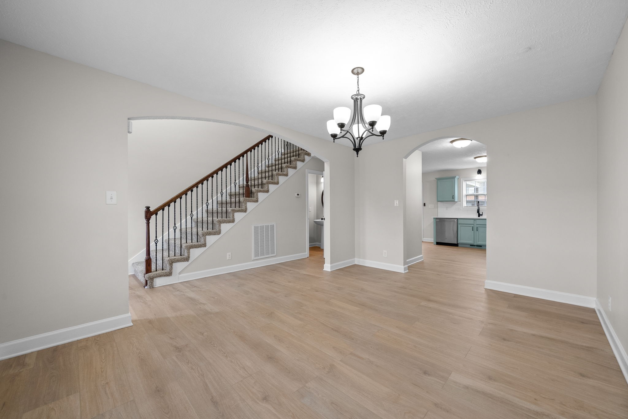 1282 Eagles View Drive Property Photo 7