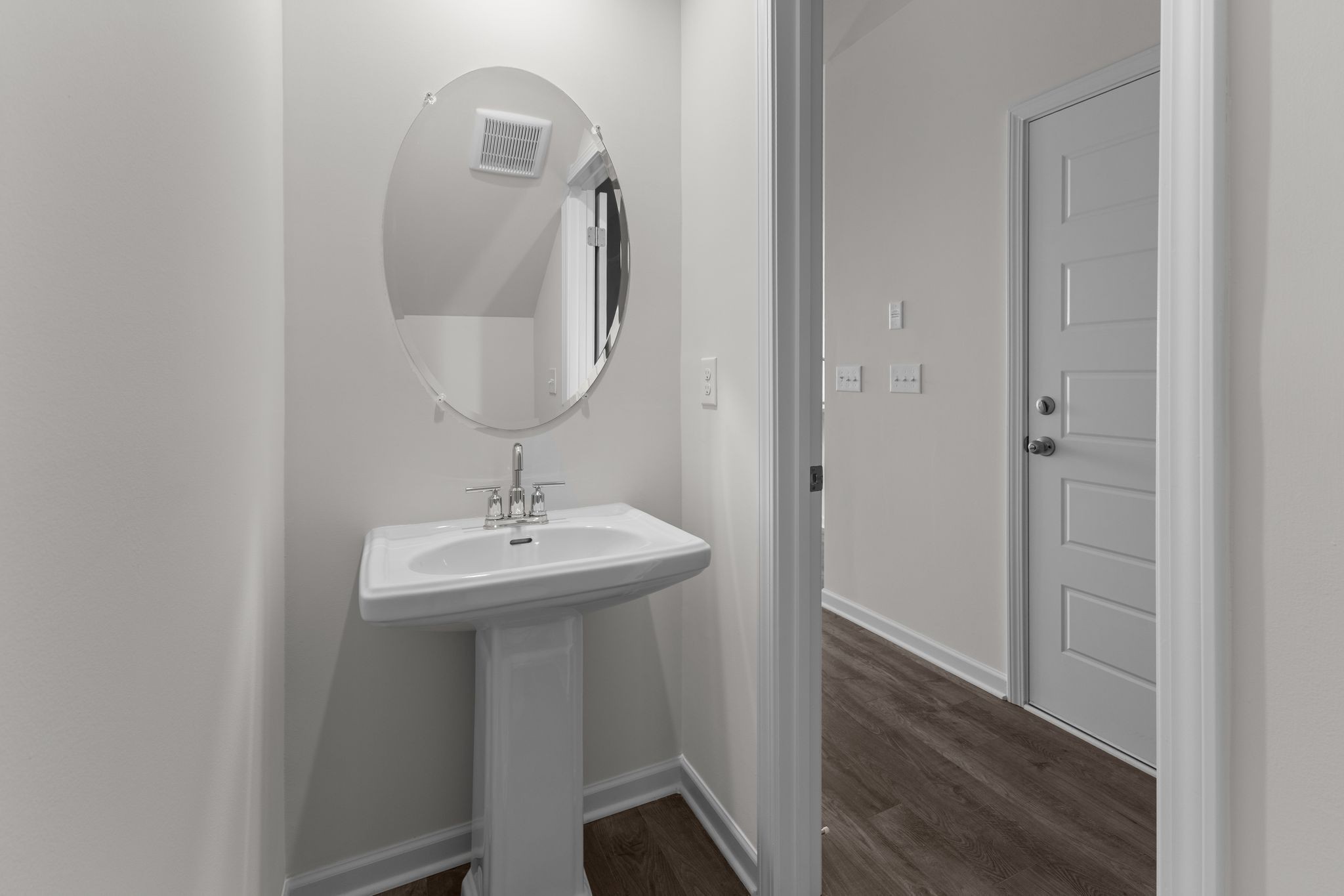 5025 Dayflower Drive Property Photo 11