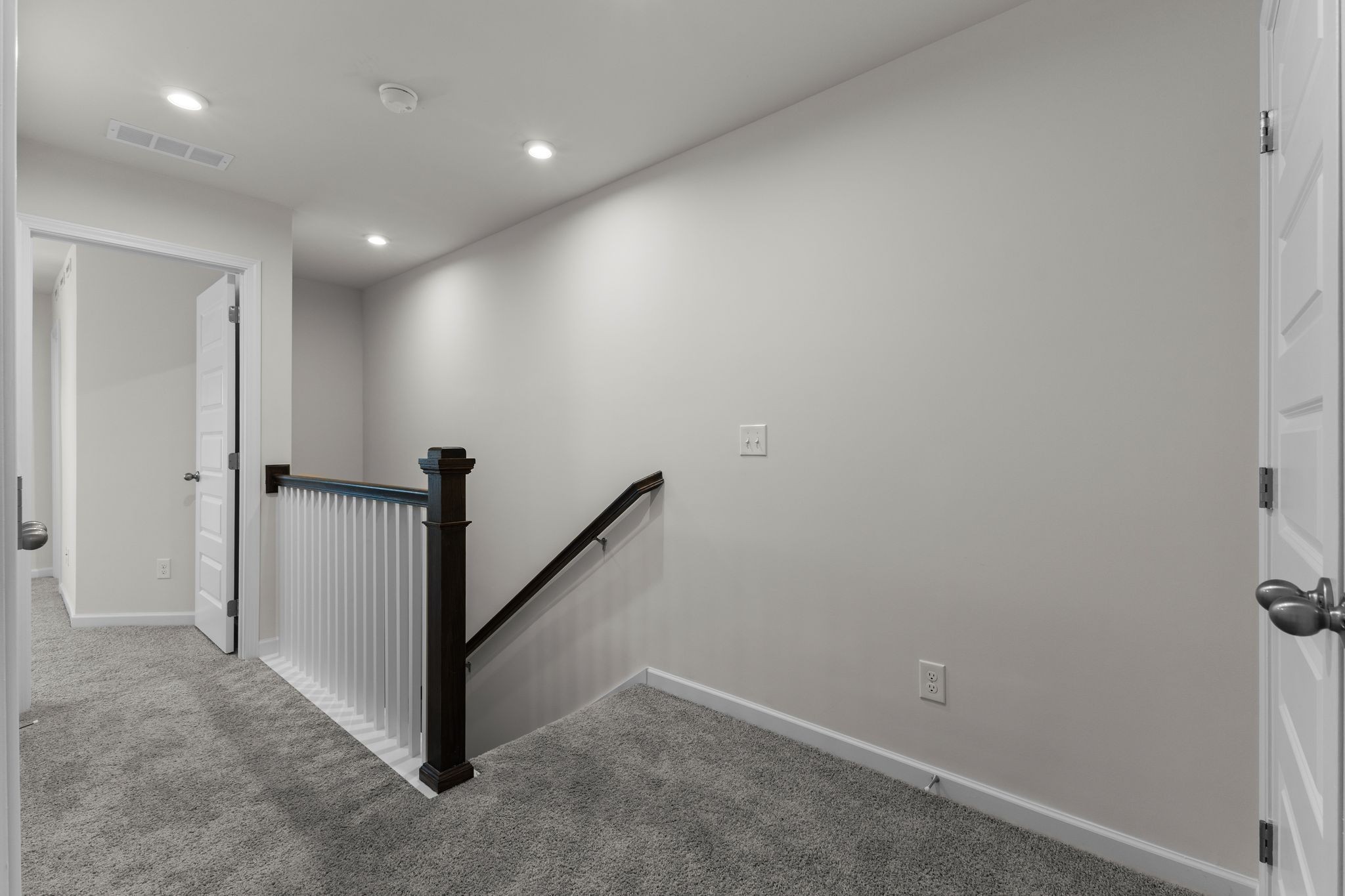 5025 Dayflower Drive Property Photo 12