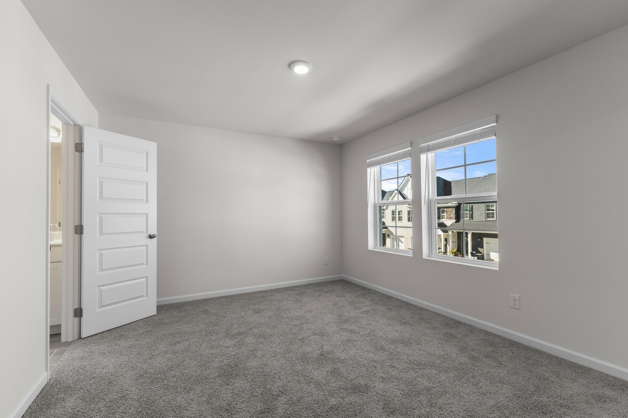 5025 Dayflower Drive Property Photo 13