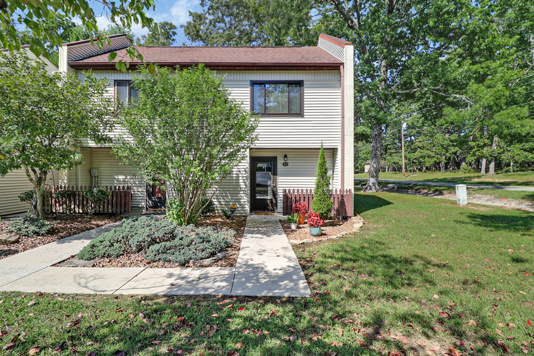 52 Wilshire Heights Dr Property Photo 1