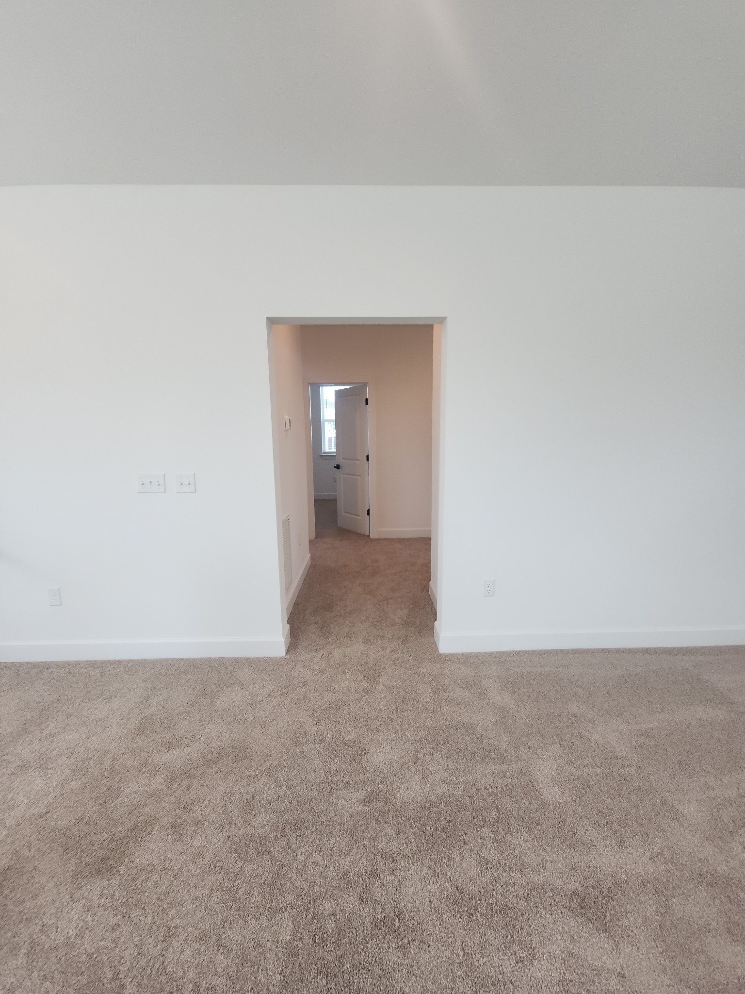 136 West Cassa Way Property Photo 28