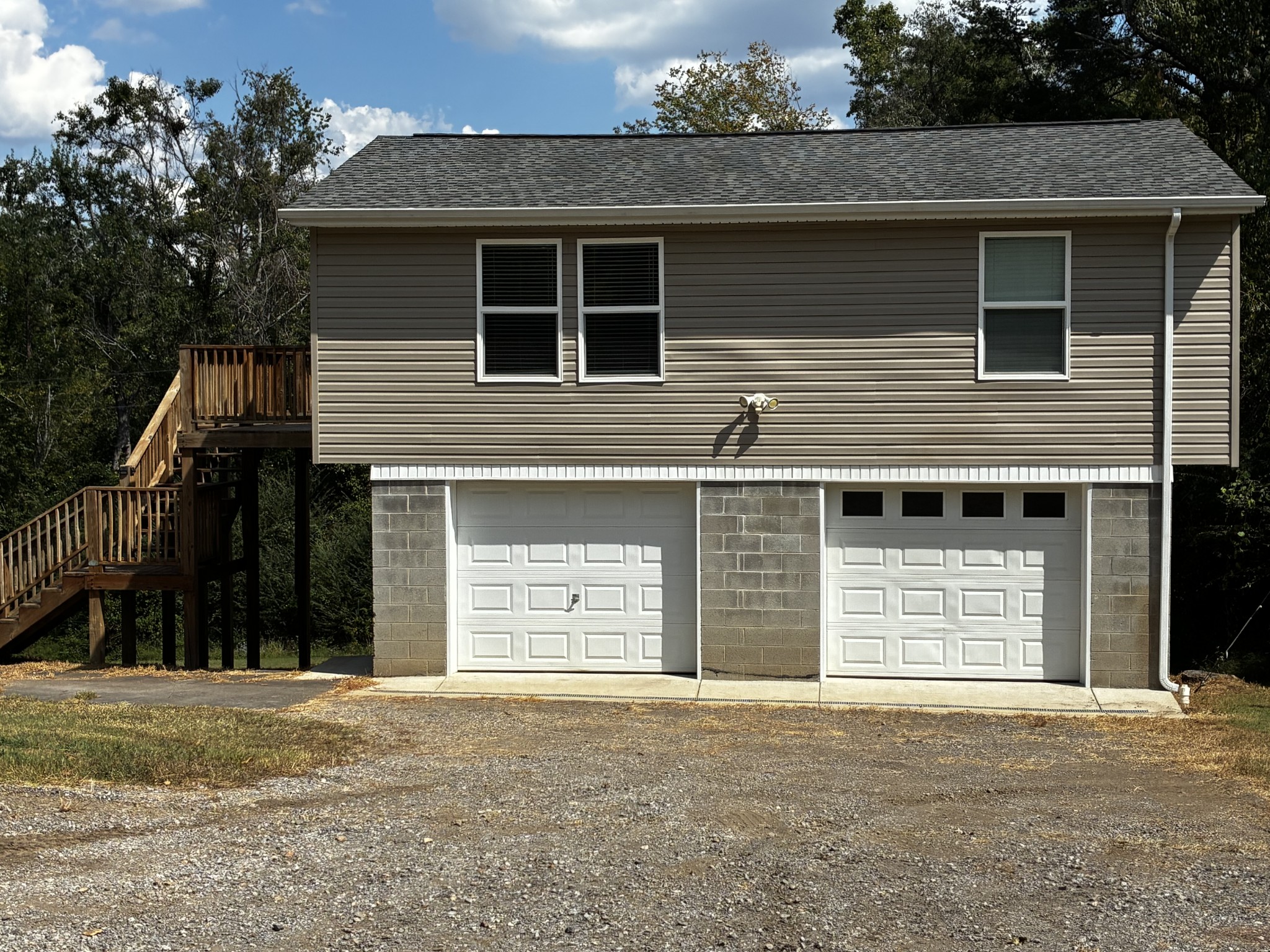10200 New Hope Rd Property Photo 1