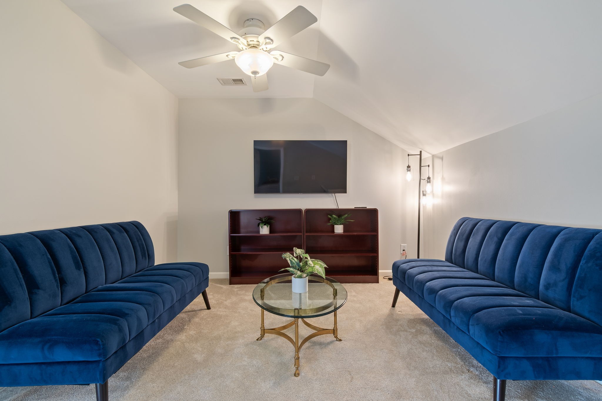 420 Normandy Cir Property Photo 23