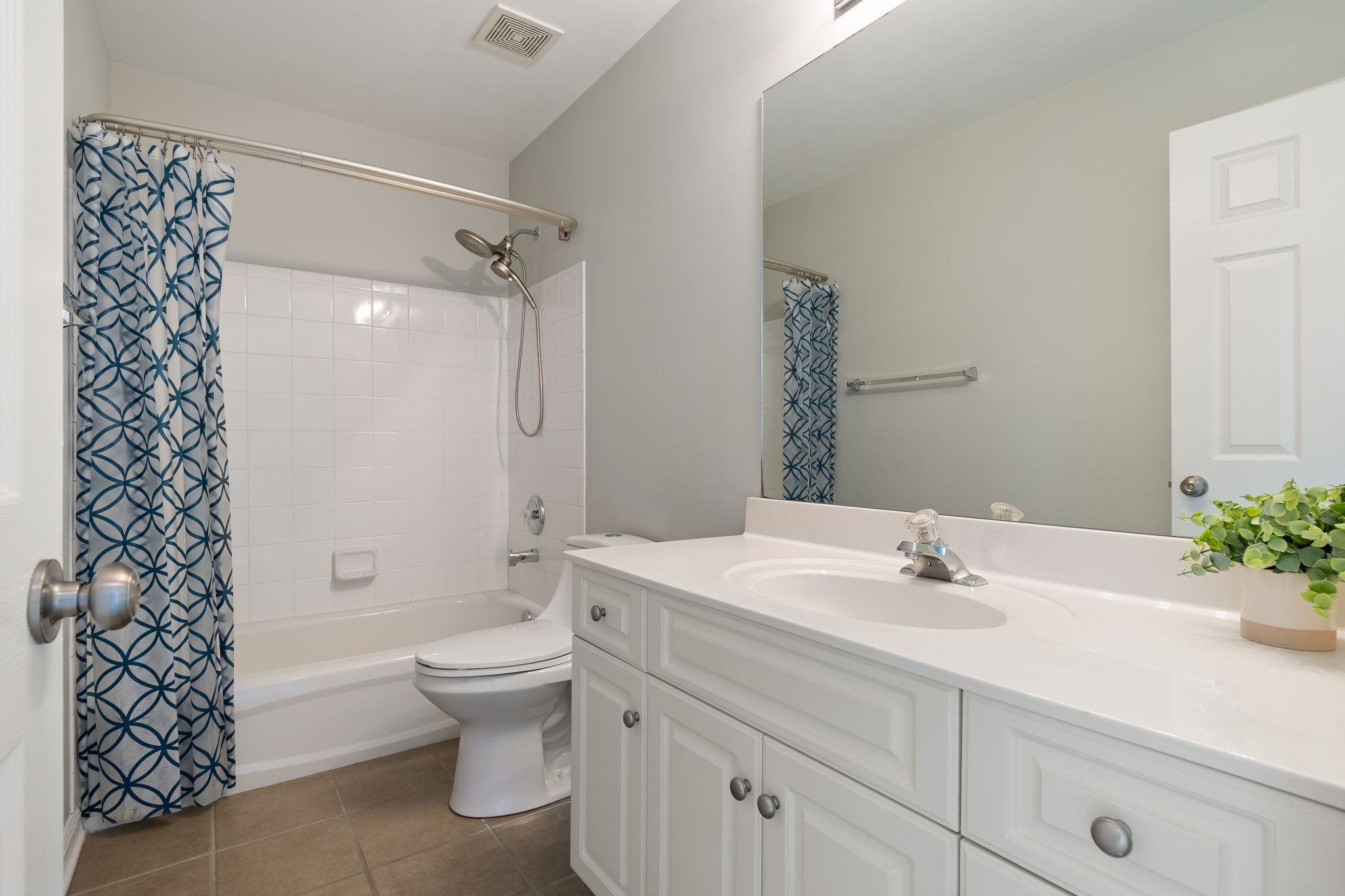 420 Normandy Cir Property Photo 26