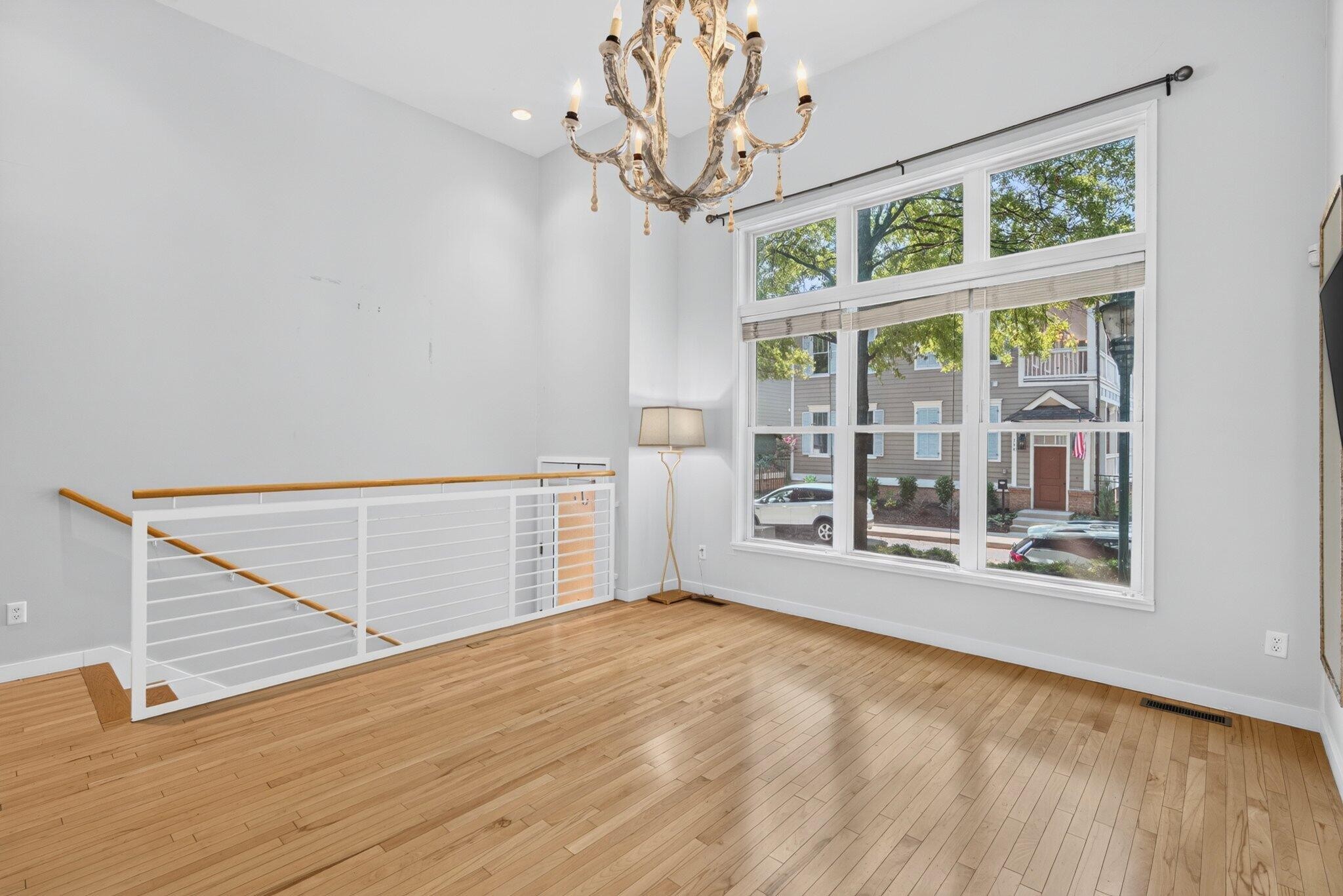 133 W 17th Street Property Photo 10