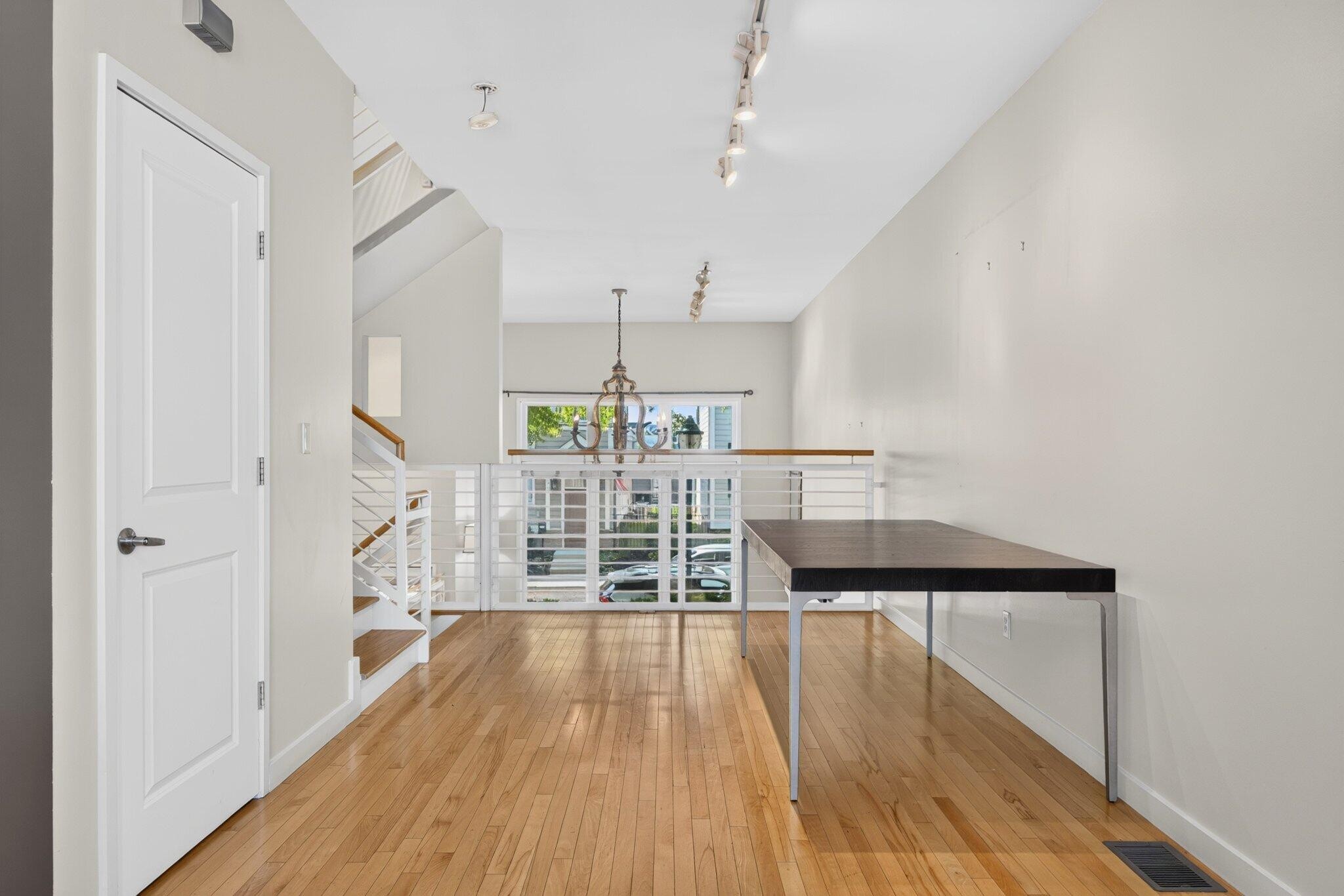 133 W 17th Street Property Photo 15
