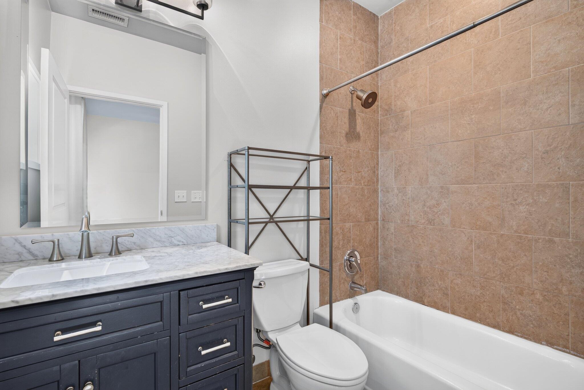 133 W 17th Street Property Photo 25