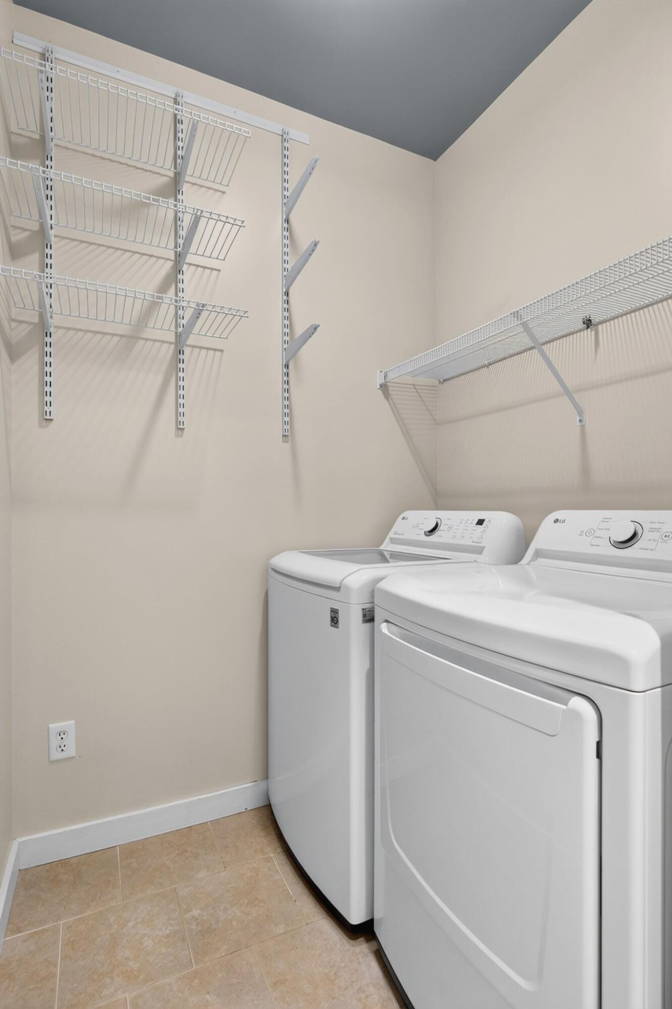 133 W 17th Street Property Photo 32