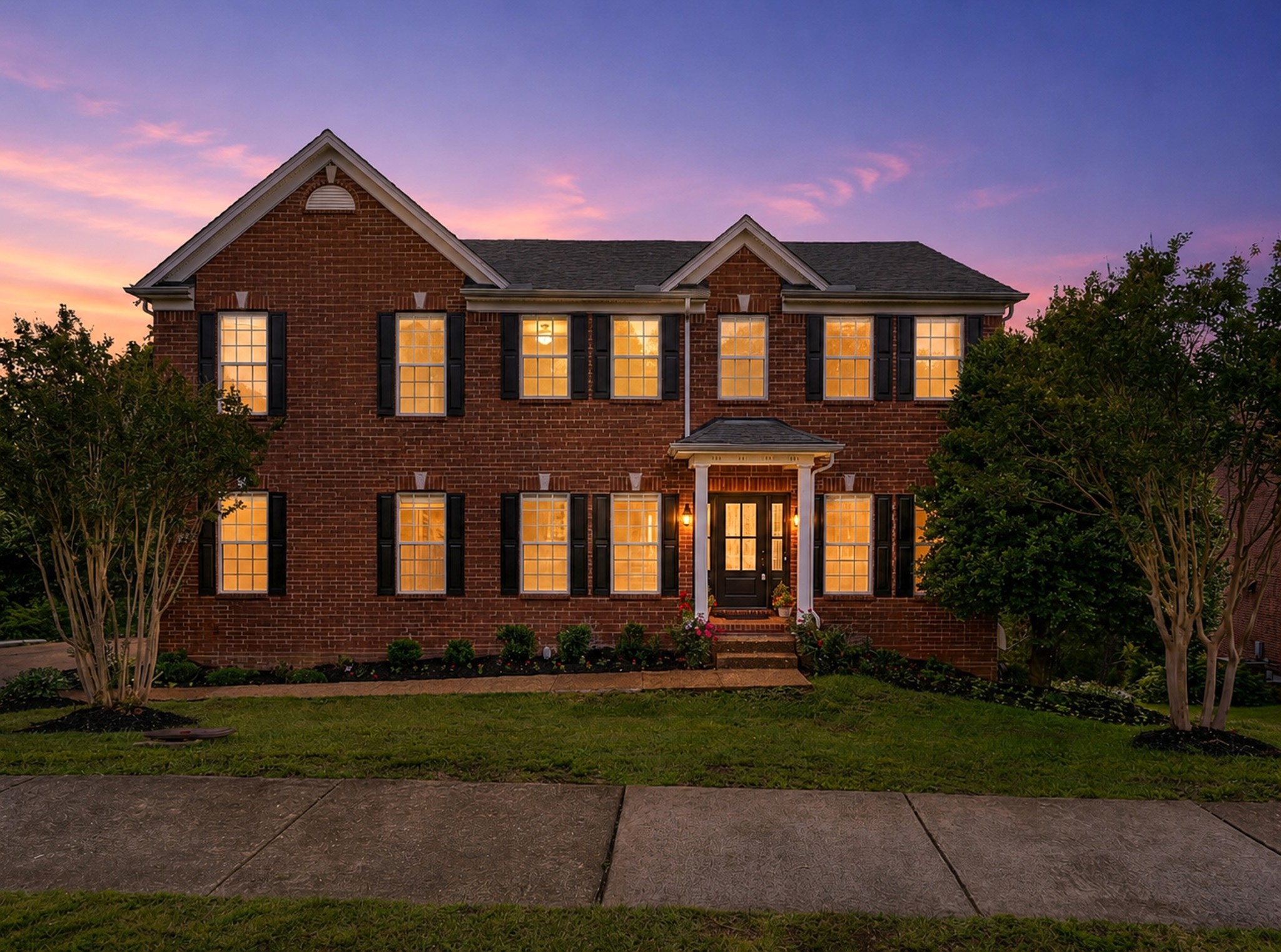 6544 Banbury Xing Property Photo 1