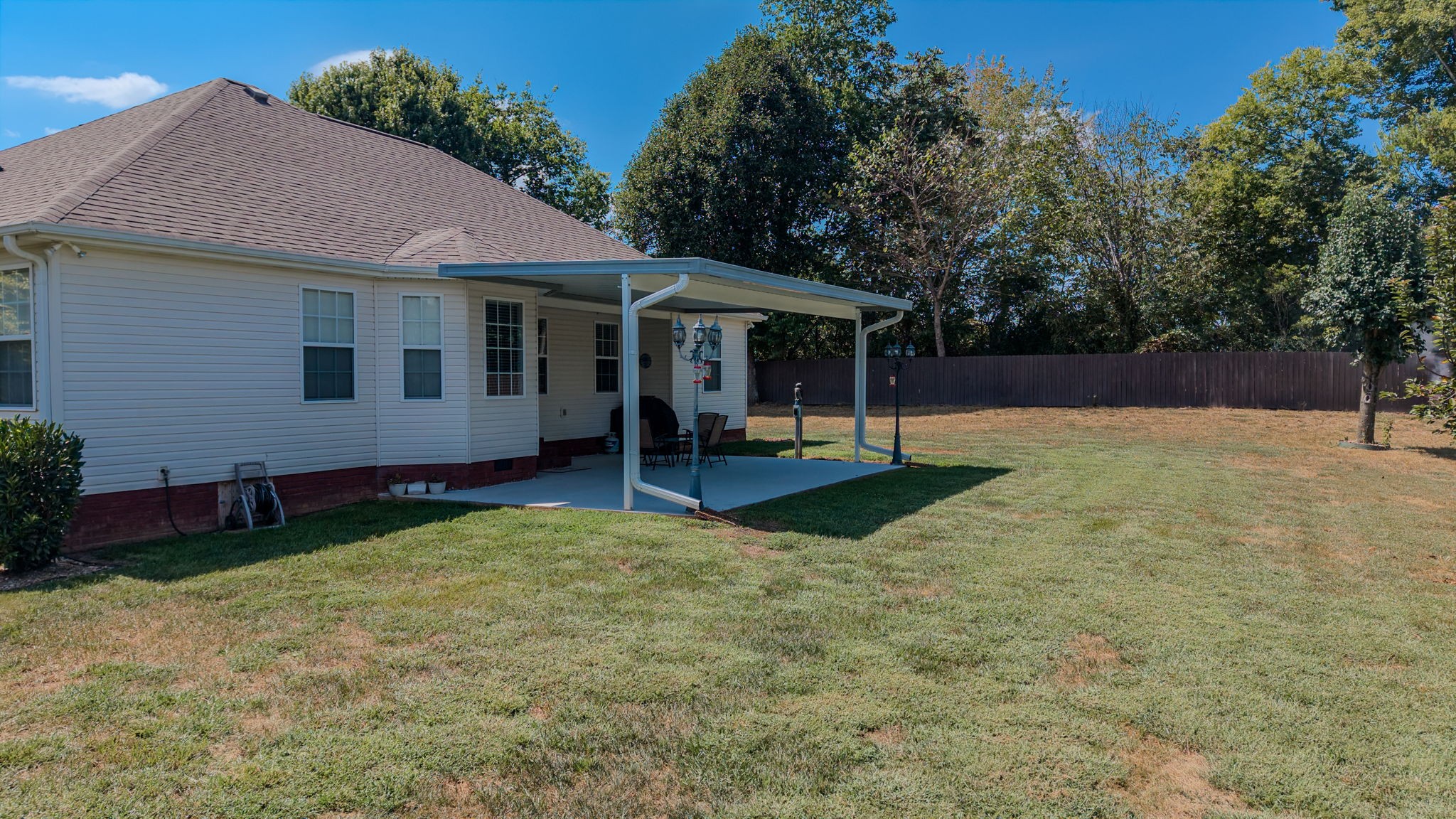 2169 Iris Ln Property Photo 25
