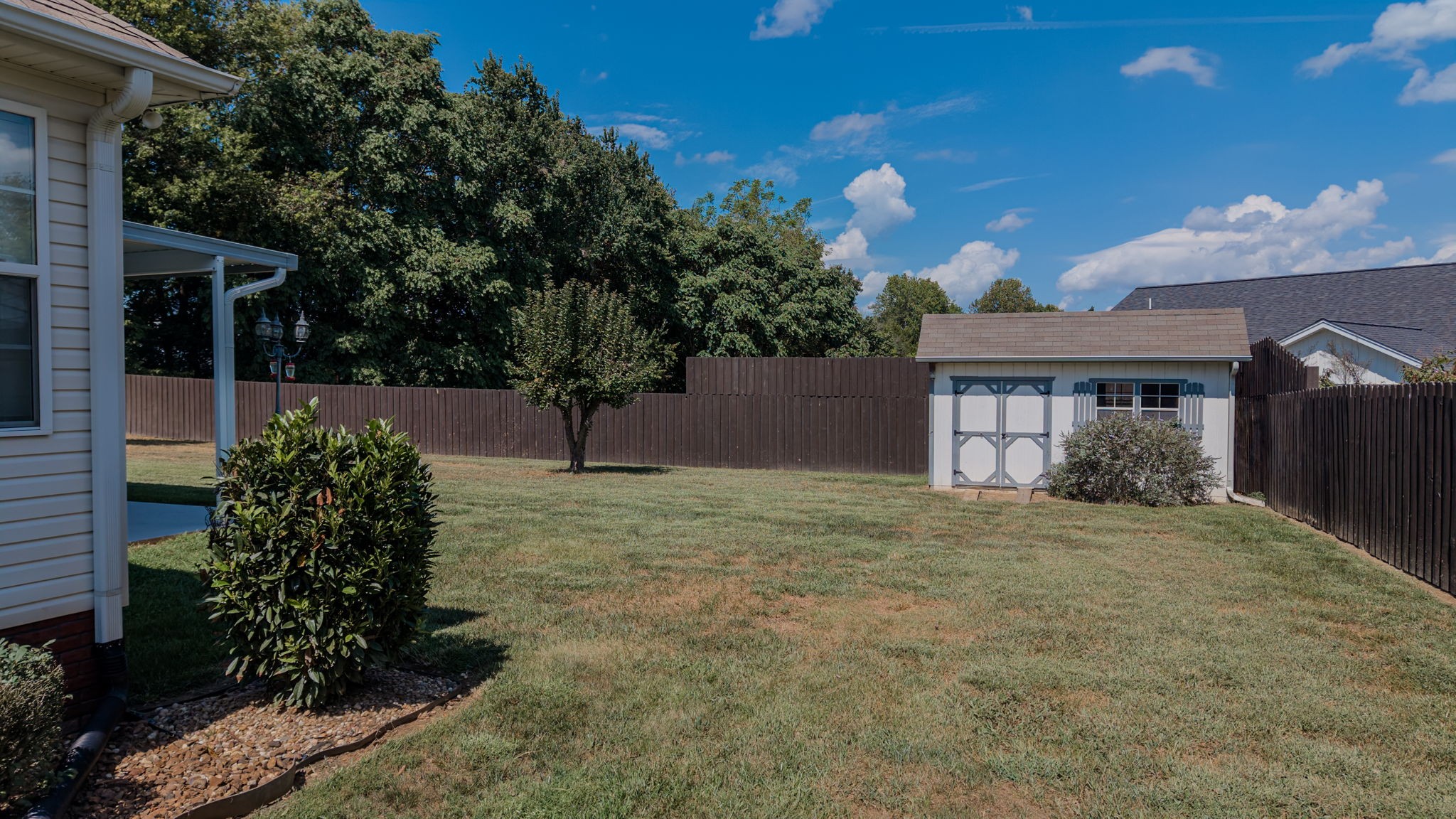 2169 Iris Ln Property Photo 27