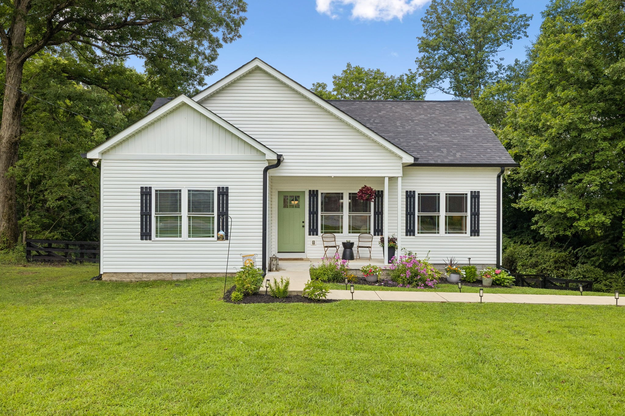 3027 Highway 49 W Property Photo 1