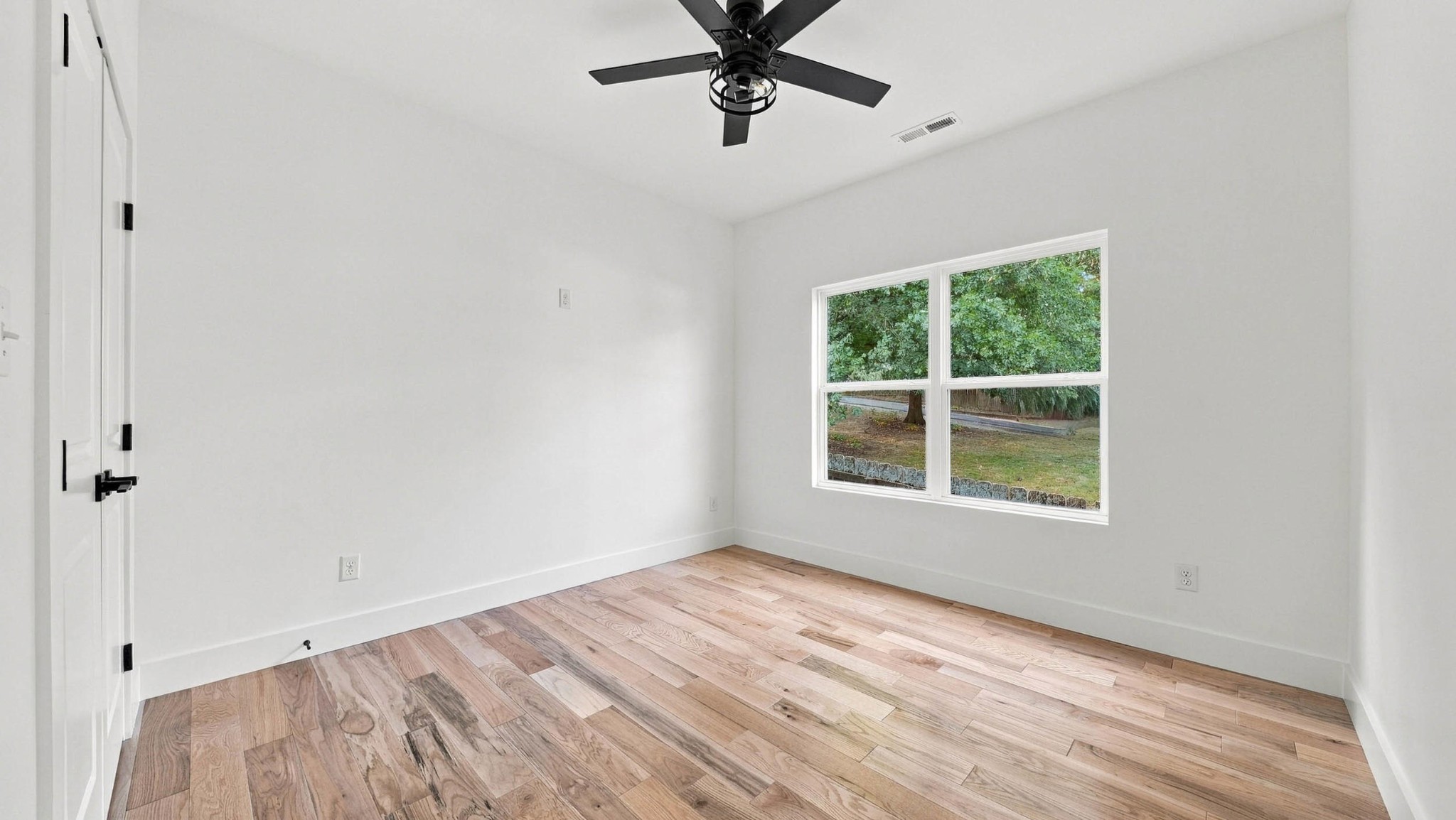 1315 Labrea Drive Property Photo 17