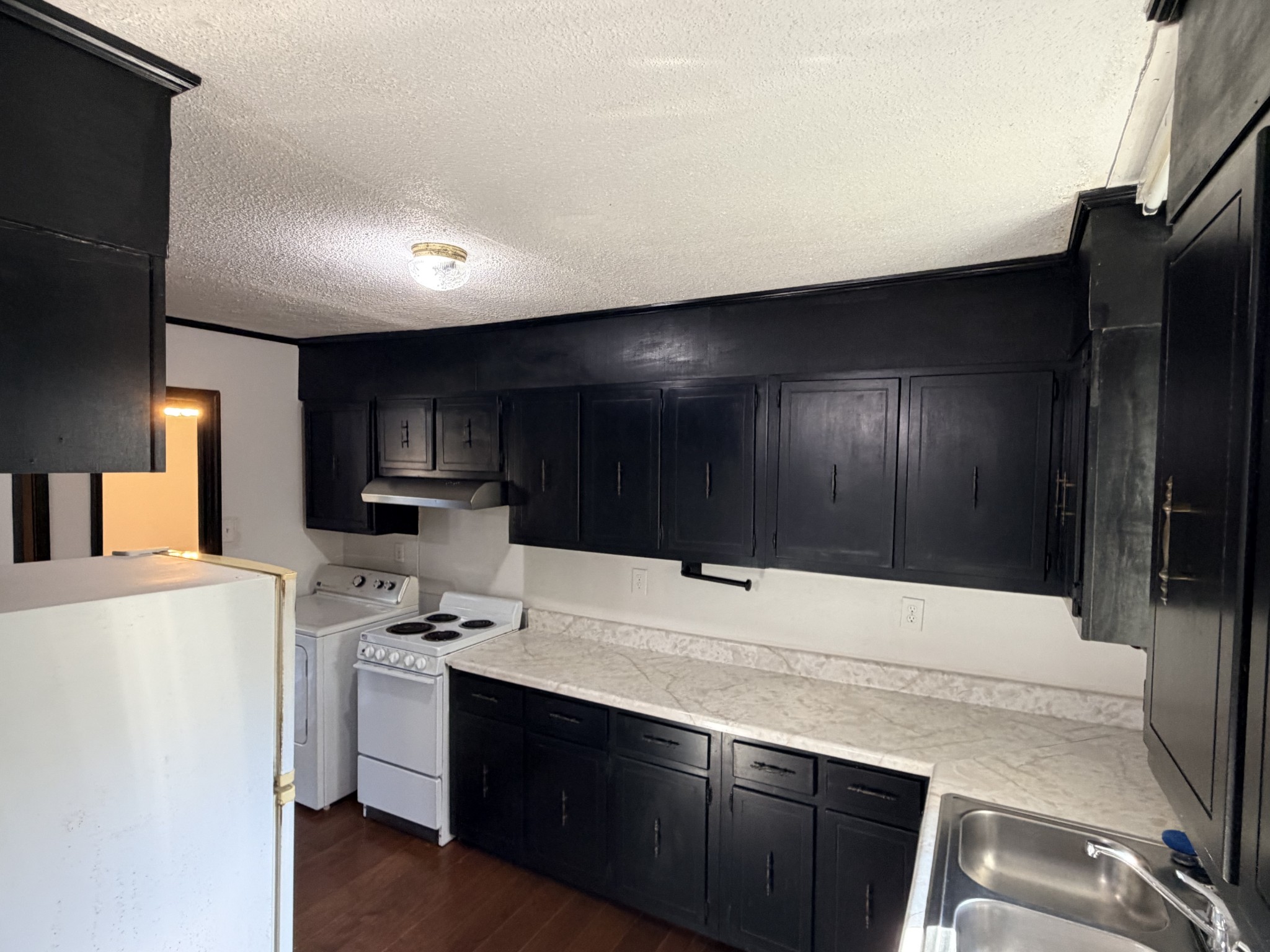155 Dickson Rd Property Photo 14
