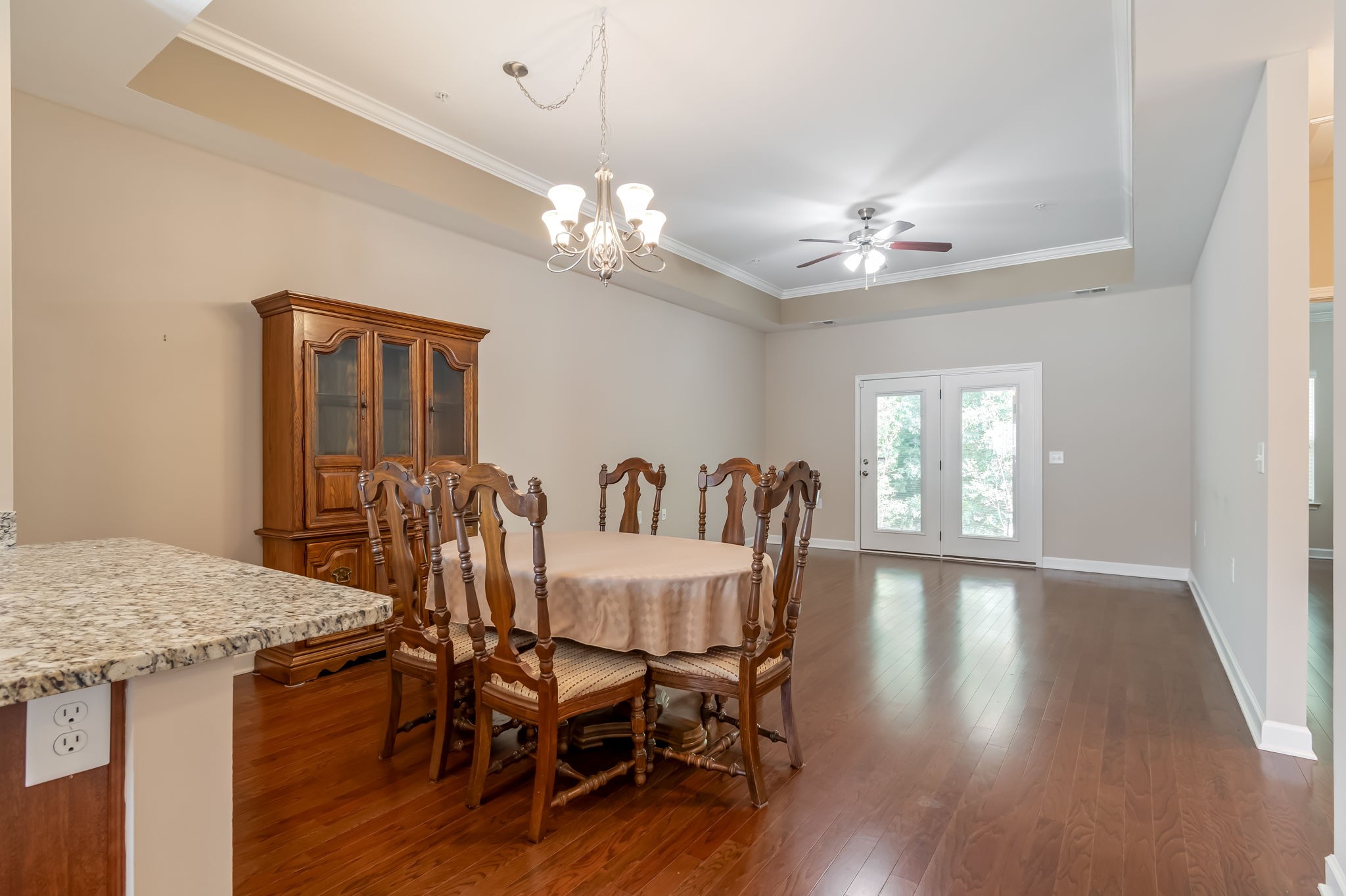 4587 Boxcroft Cir Property Photo 7