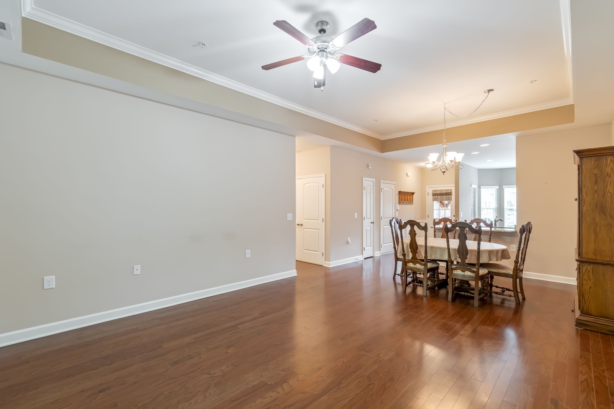 4587 Boxcroft Cir Property Photo 10
