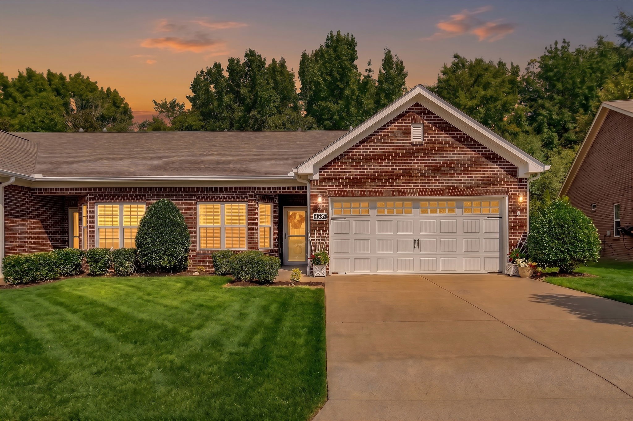4587 Boxcroft Cir Property Photo 23