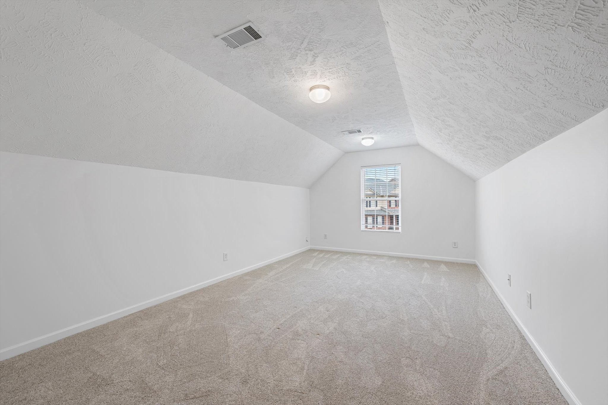 543 Creek Oak Dr Property Photo 22