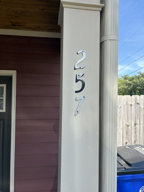 257 Sharon Dr, Ne Property Photo 3