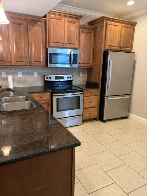 257 Sharon Dr, Ne Property Photo 8