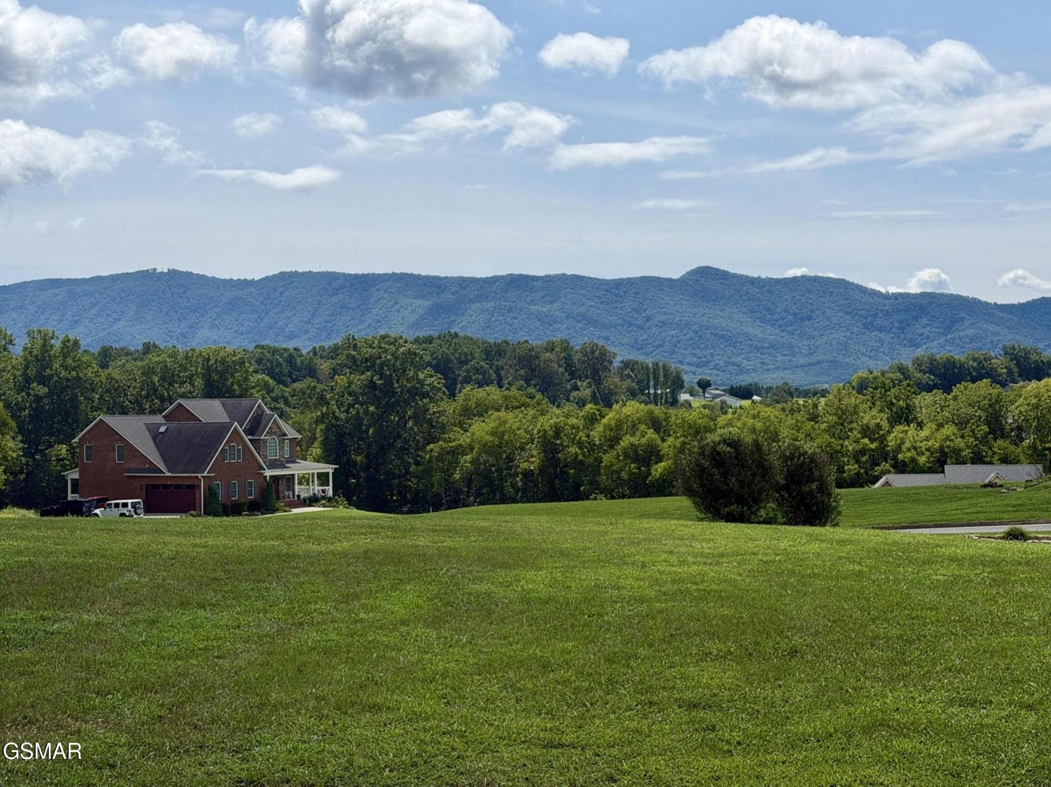 672 Winding Creek Way Property Photo 13
