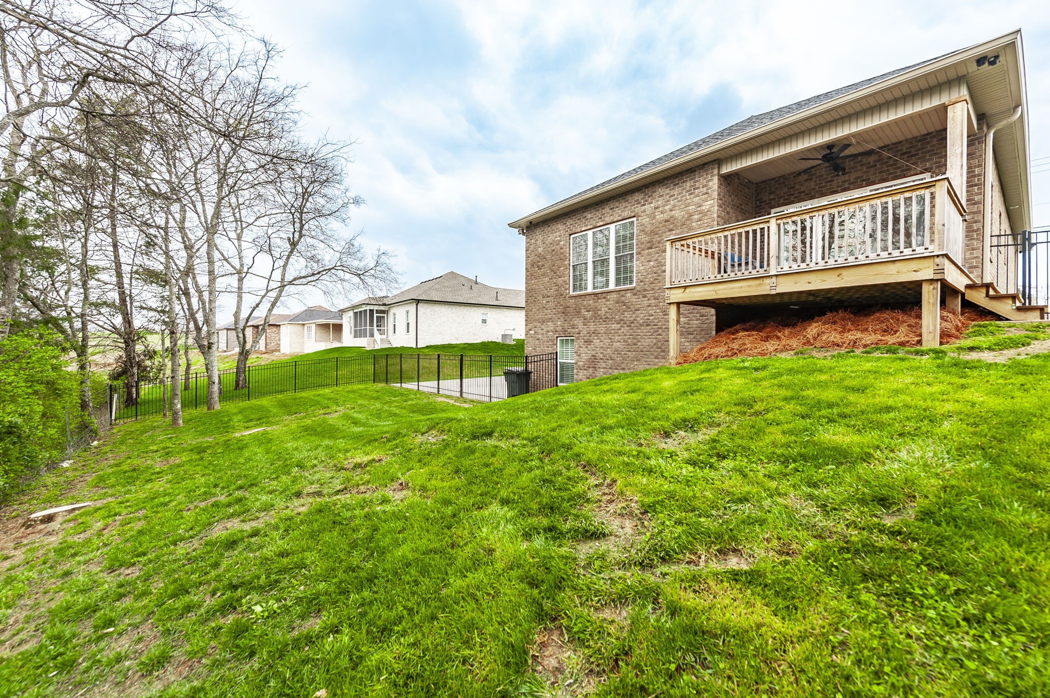 520 Dottie Dr Property Photo 16