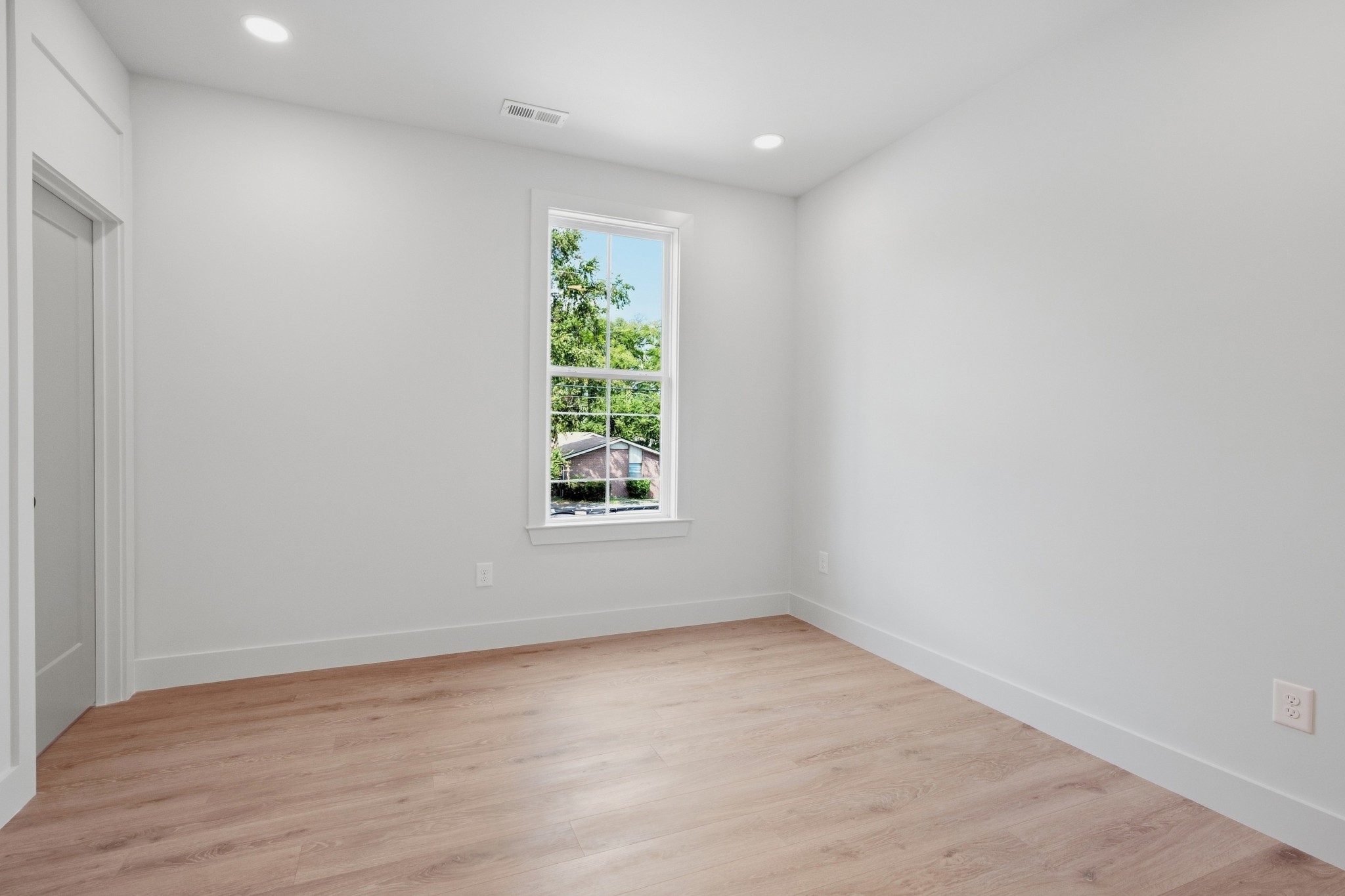 311 Whitsett Rd Property Photo 26