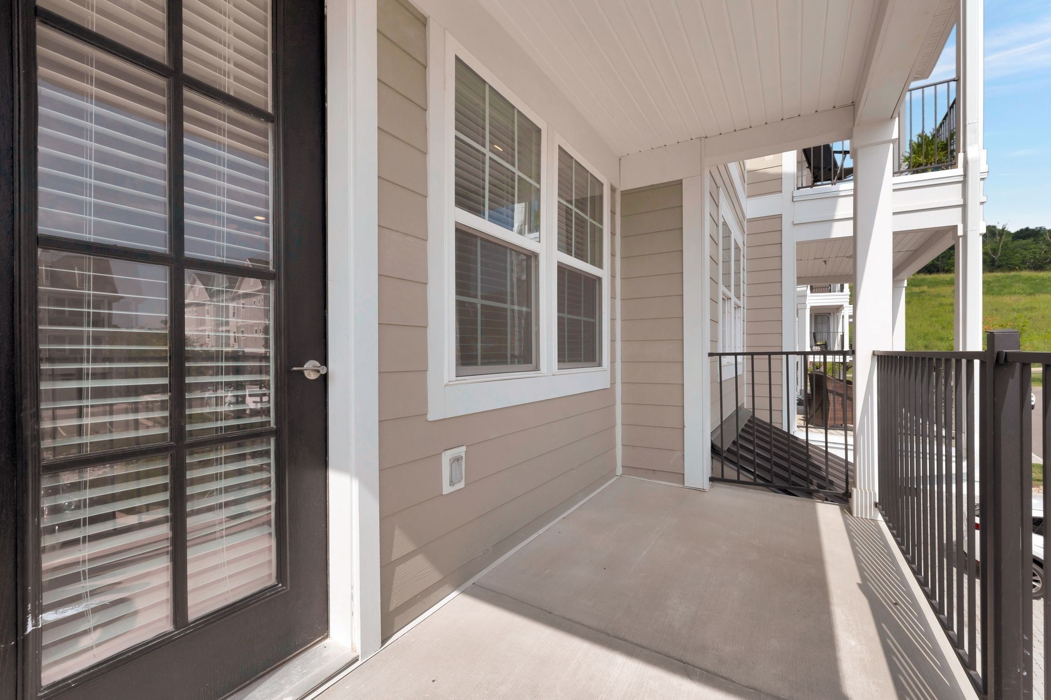 4000 Shadow Green Dr Property Photo 18