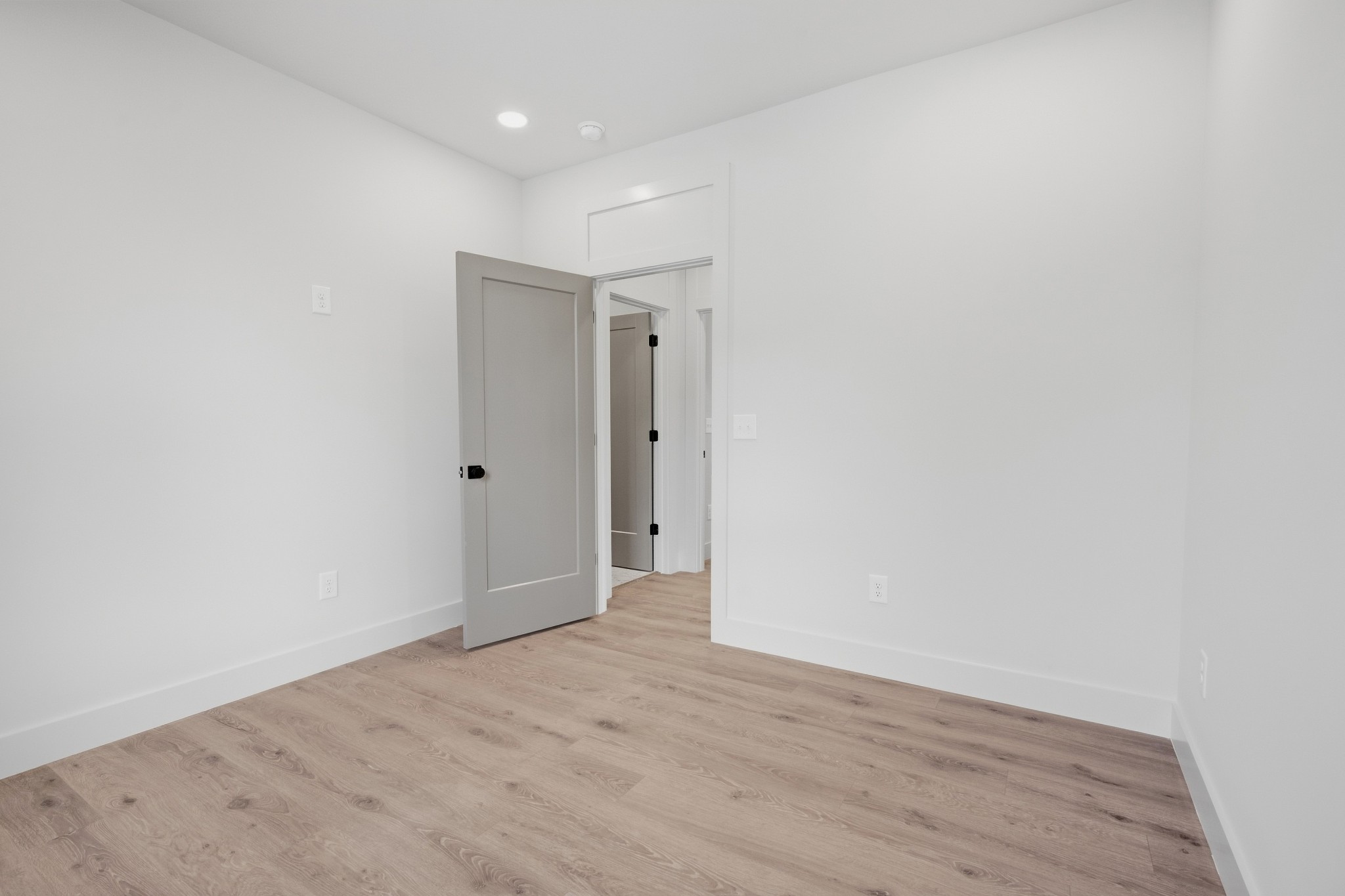 1010 Clemmons St Property Photo 23