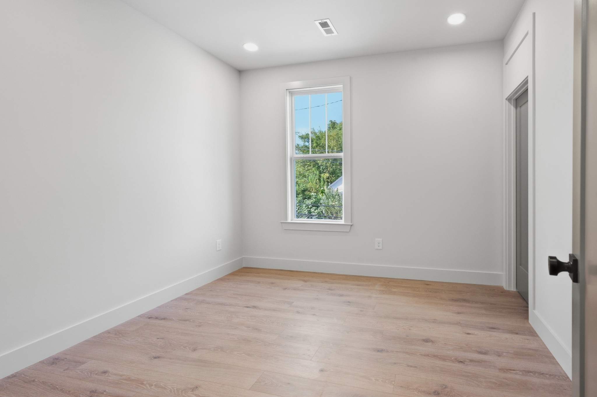 1010 Clemmons St Property Photo 24