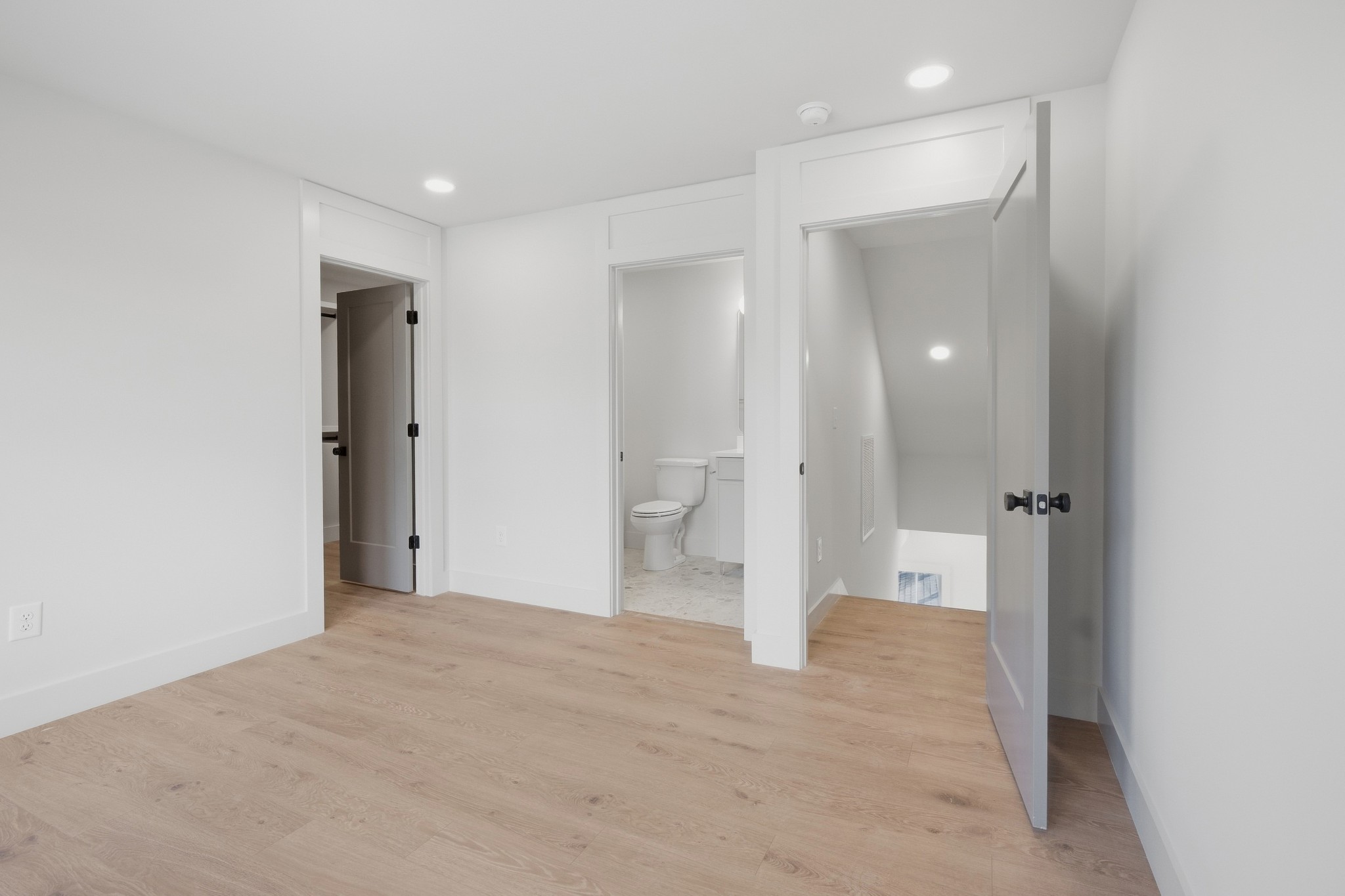 1010 Clemmons St Property Photo 30