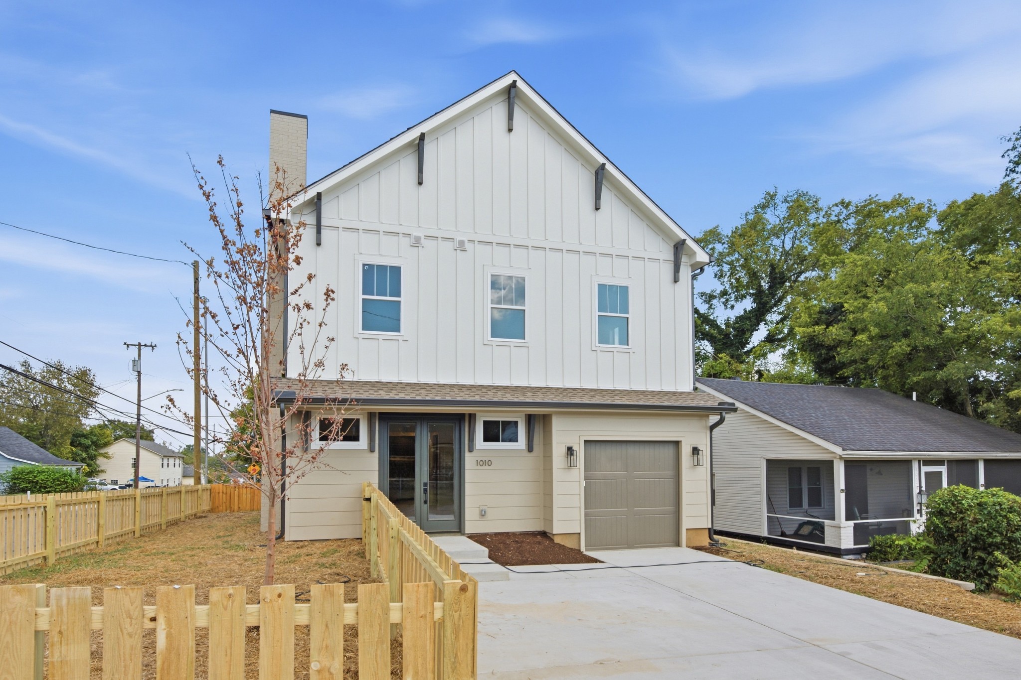 1010 Clemmons St Property Photo 31