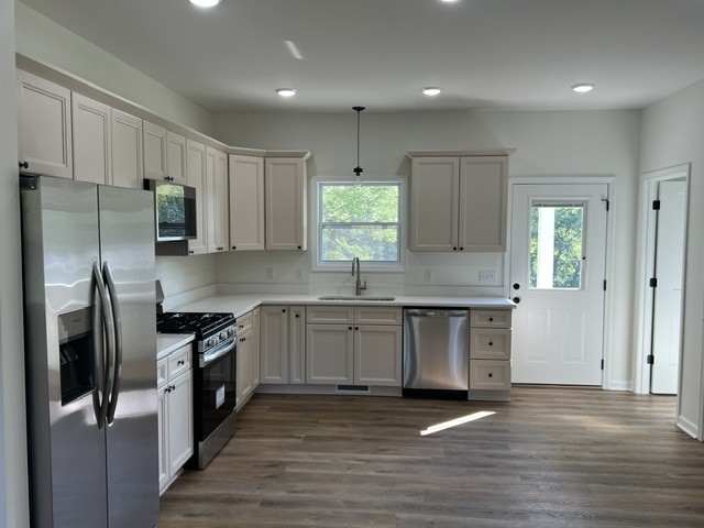 190 College St S Property Photo 8
