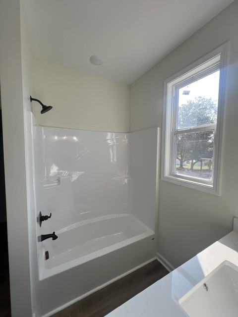 190 College St S Property Photo 13