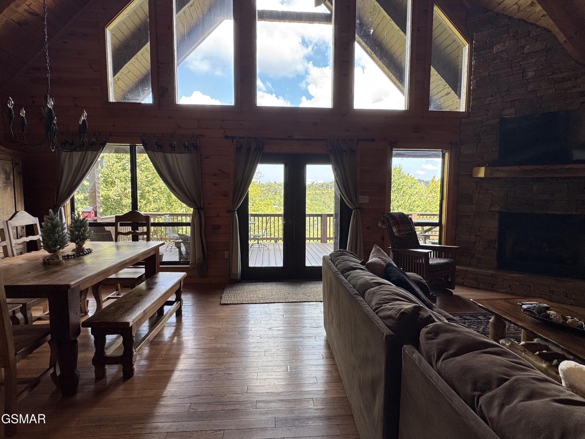 1640 Bench Mountain Way Property Photo 14