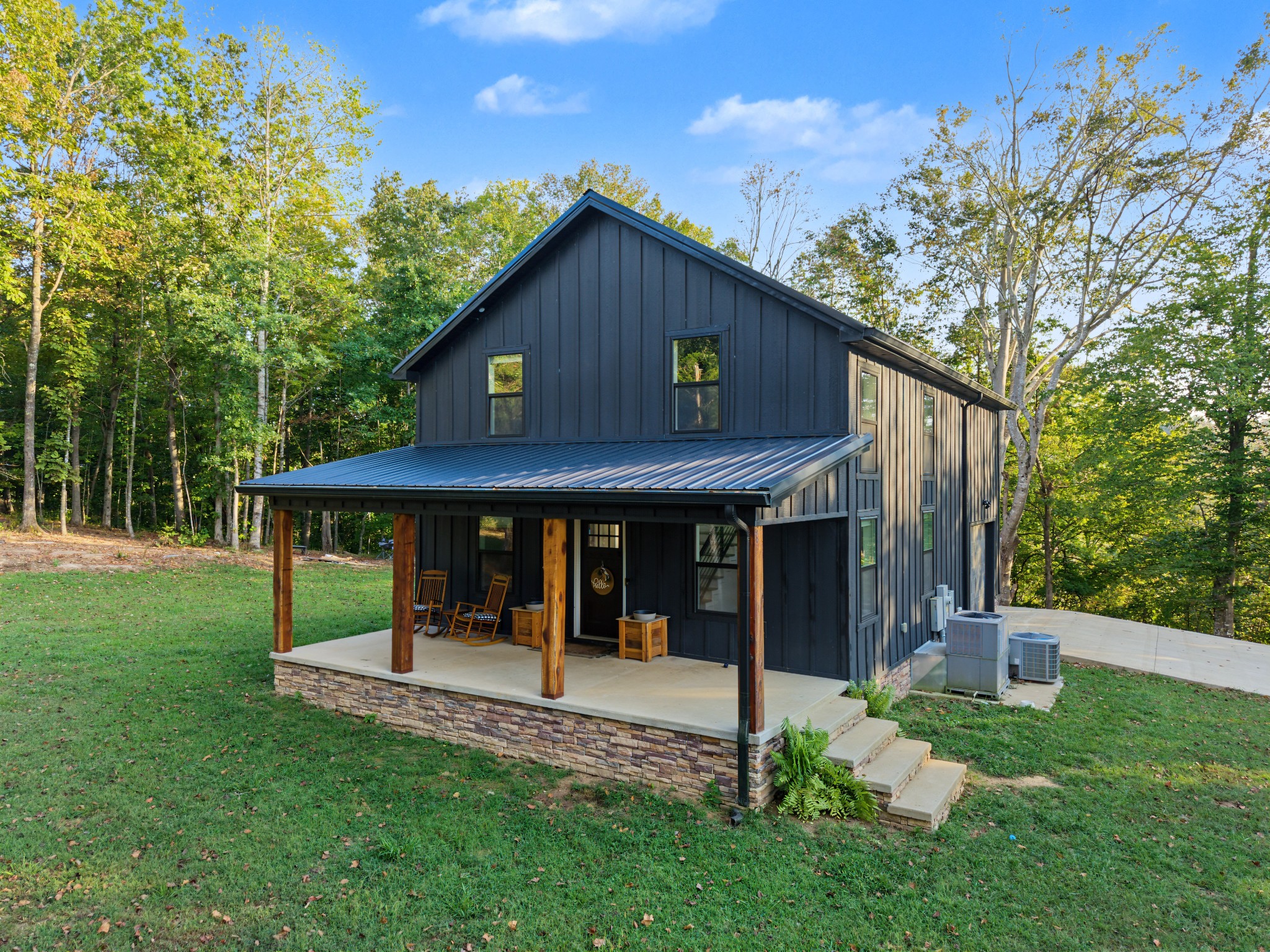 2561 Cold Springs Rd Property Photo 1