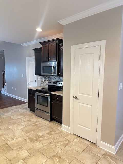 112 Bellingham Dr, Ne Property Photo 13