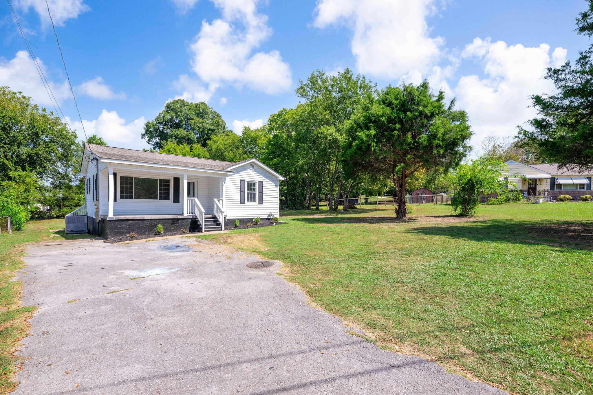 5 Lee Circle Property Photo 3