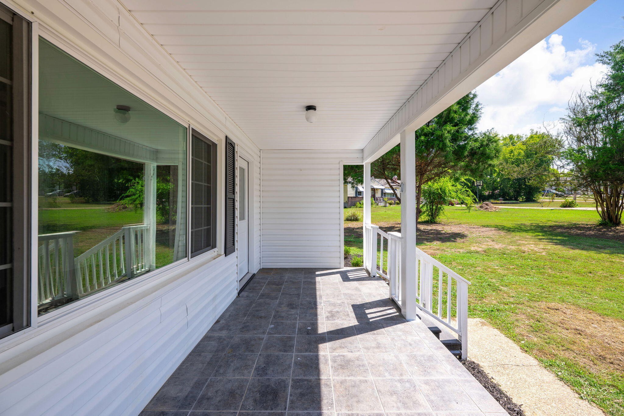 5 Lee Circle Property Photo 5