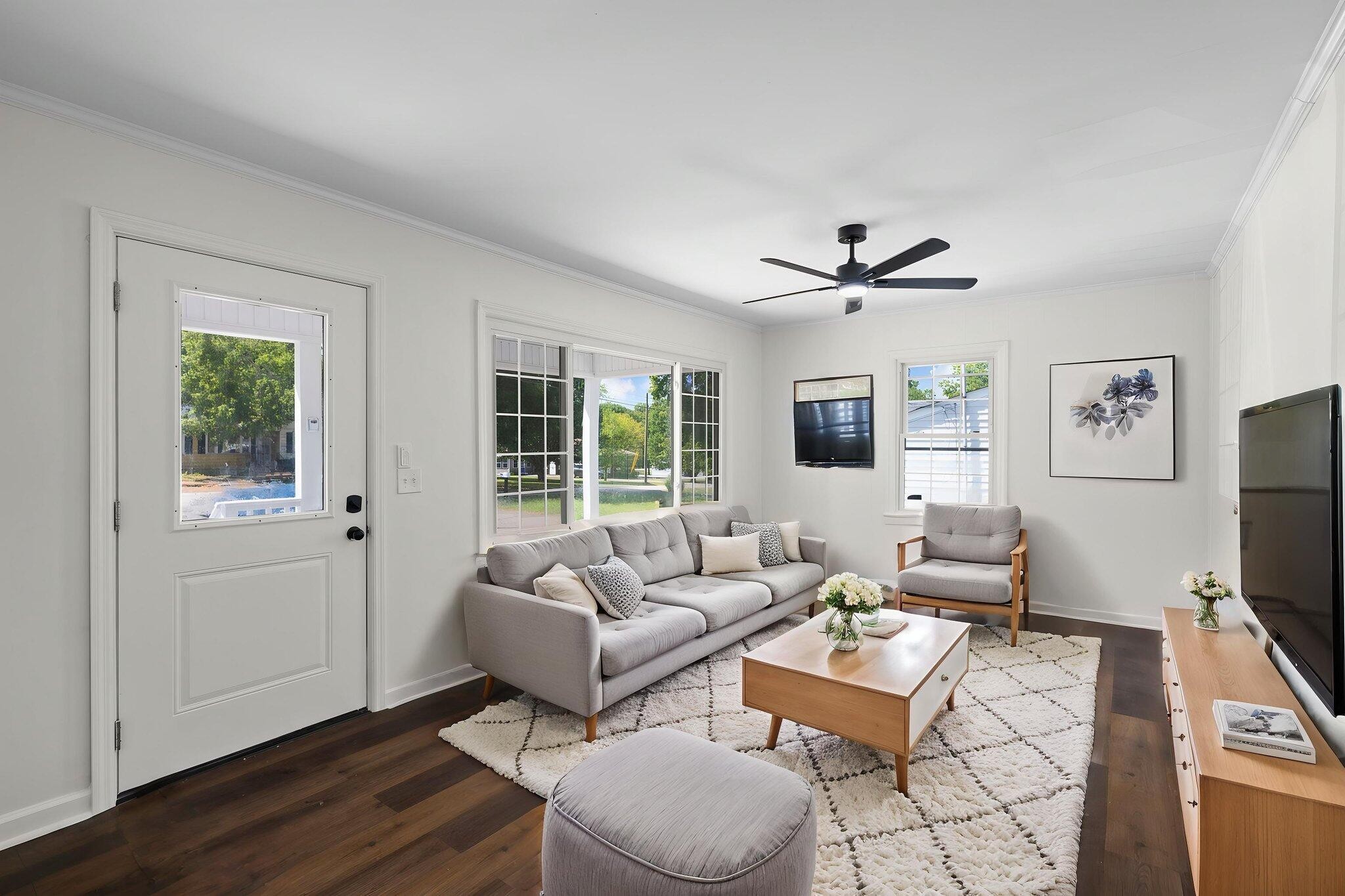 5 Lee Circle Property Photo 6