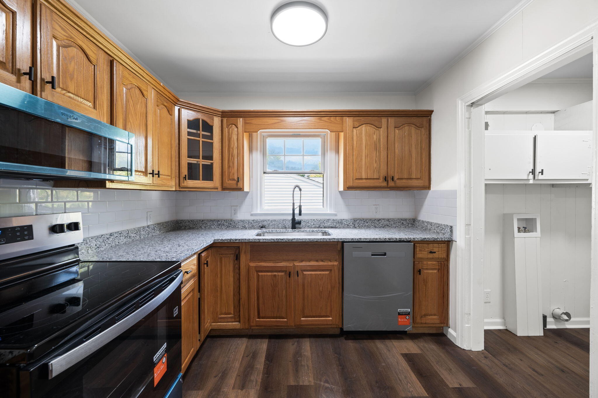 5 Lee Circle Property Photo 15